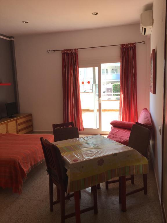 Apartamentos Eva Costa Brava Exterior photo