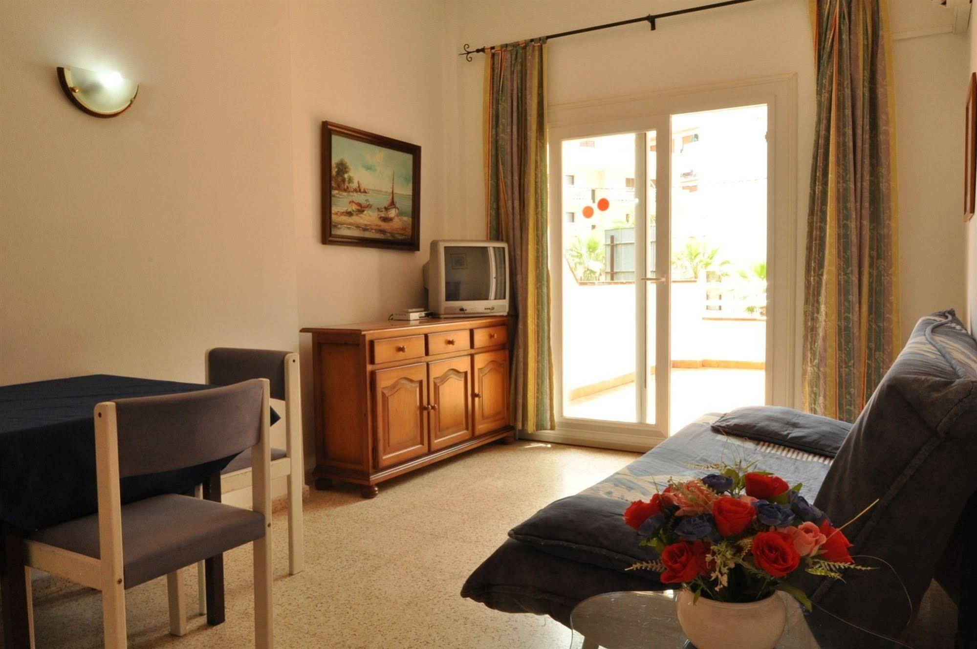 Apartamentos Eva Costa Brava Exterior photo