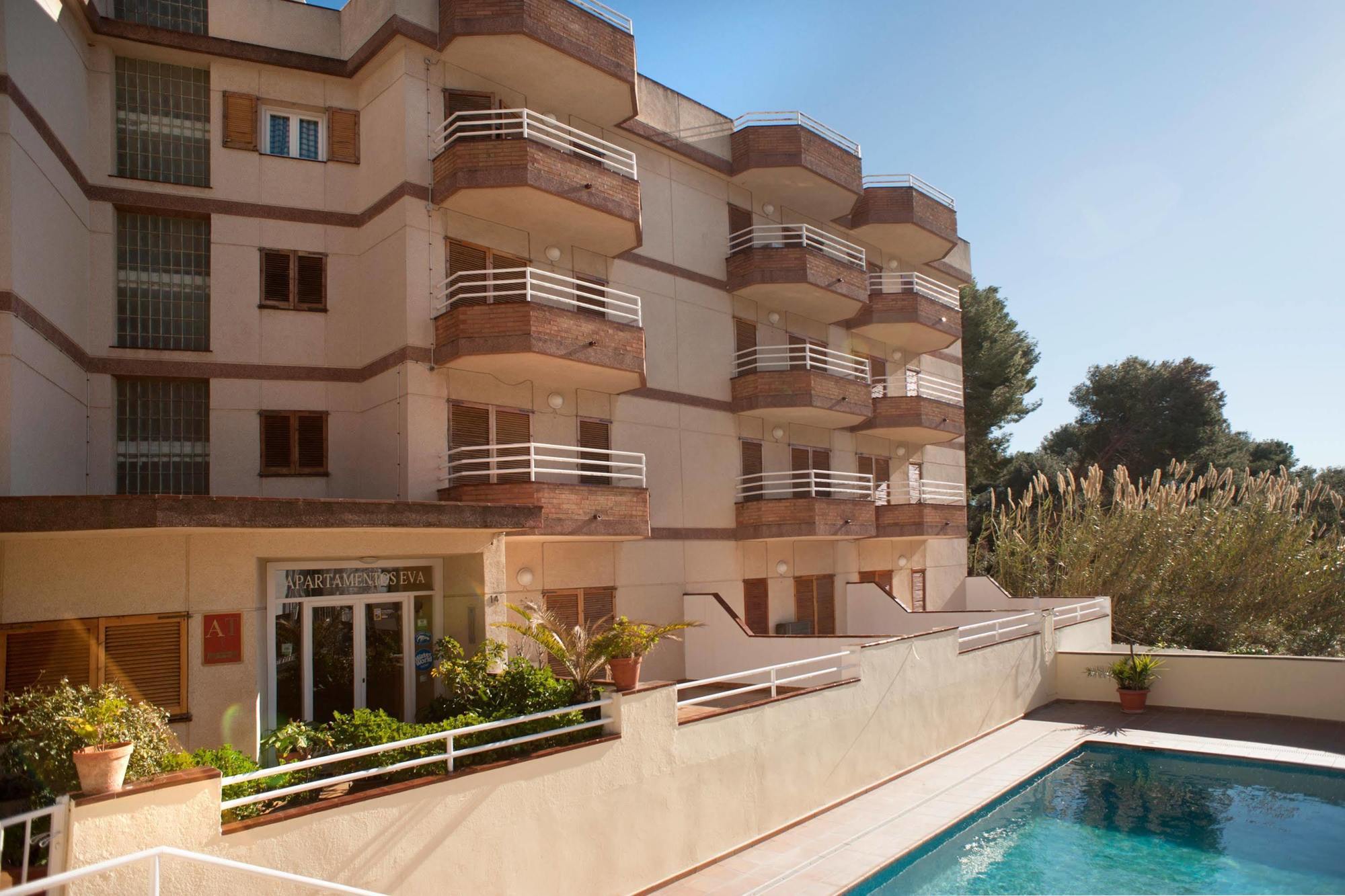 Apartamentos Eva Costa Brava Exterior photo